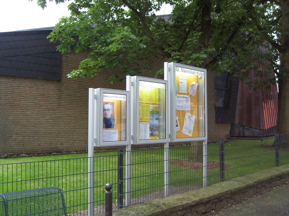 Kirchengemeinde St. Maximilian Kolbe, Witten – Schaukastenanlage